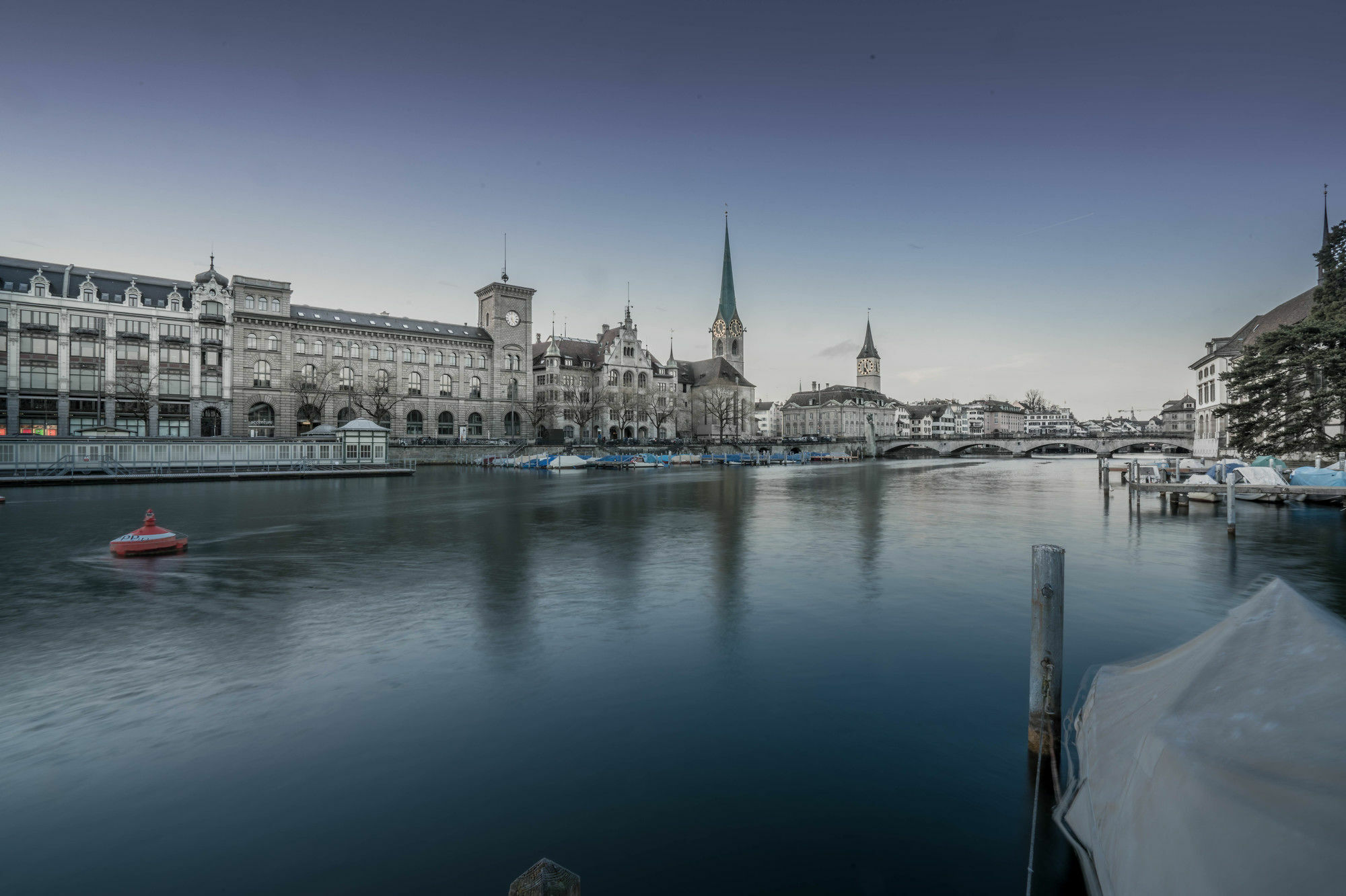 Lake Side Location Bellevue Цюрих Екстер'єр фото